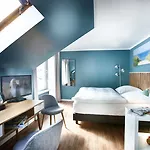 Liegeplatz 13 By Premiere Classe *