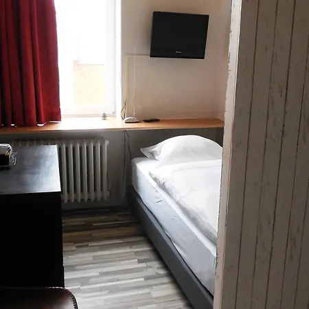 Liegeplatz 13 By Premiere Classe * Kilonia