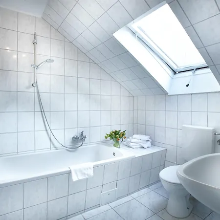 Liegeplatz 13 By Premiere Classe Hotel