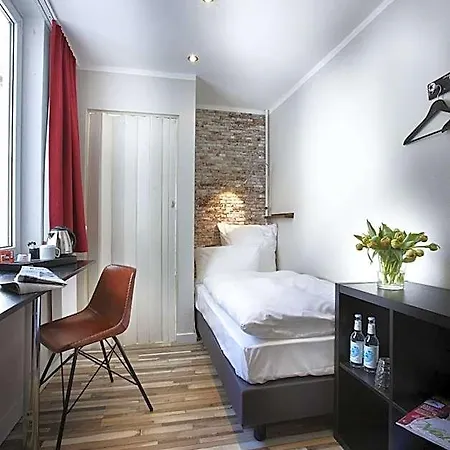 Liegeplatz 13 By Premiere Classe Kilonia