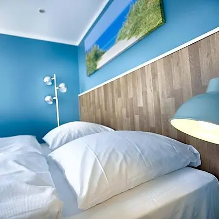Liegeplatz 13 By Premiere Classe Hotel Kilonia