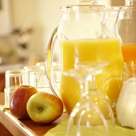 Hotel Liegeplatz 13 By Premiere Classe