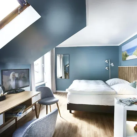 Liegeplatz 13 By Premiere Classe Hotel