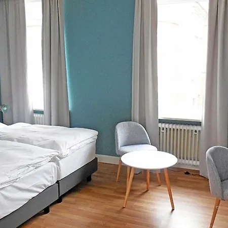 Hotel Liegeplatz 13 By Premiere Classe *