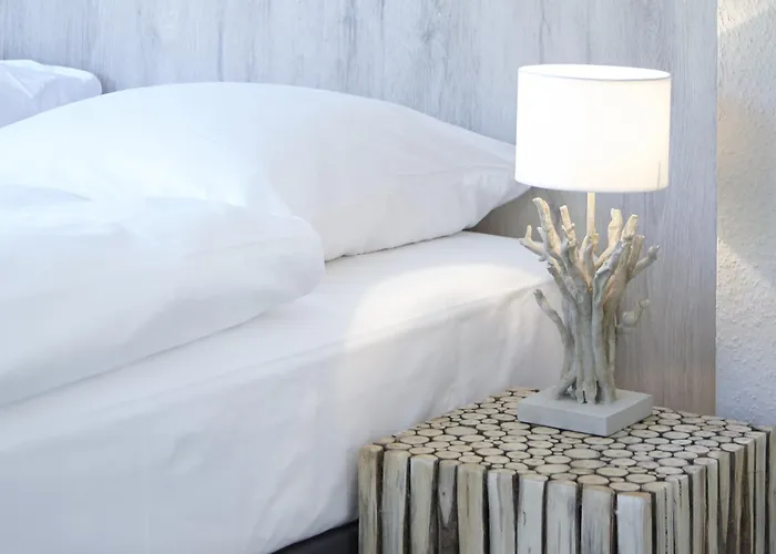 Liegeplatz 13 By Premiere Classe Hotel *